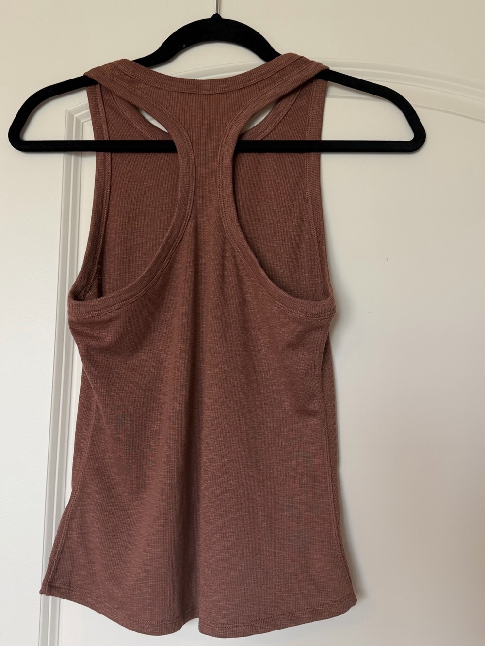 Vuori Women’s Racerback Sleeveless Tank Top - Rust - Picture 2 of 3